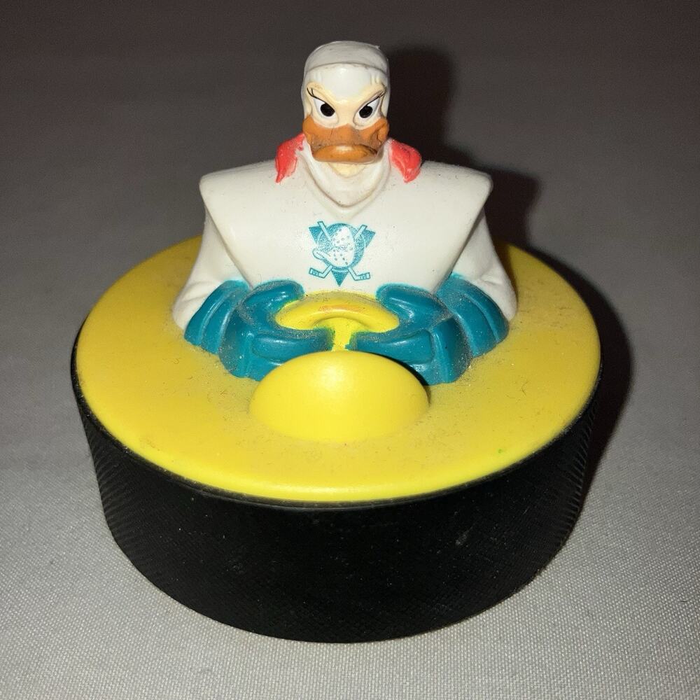FF Toy McDonald's Disney Mighty Ducks 1996 #3 Mallory Jersey Street Hockey Puck